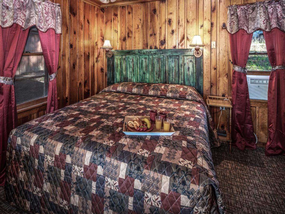 Apache Village 6, King Studio With Sleeper Sofa, Sleeps 3 Ruidoso Zewnętrze zdjęcie